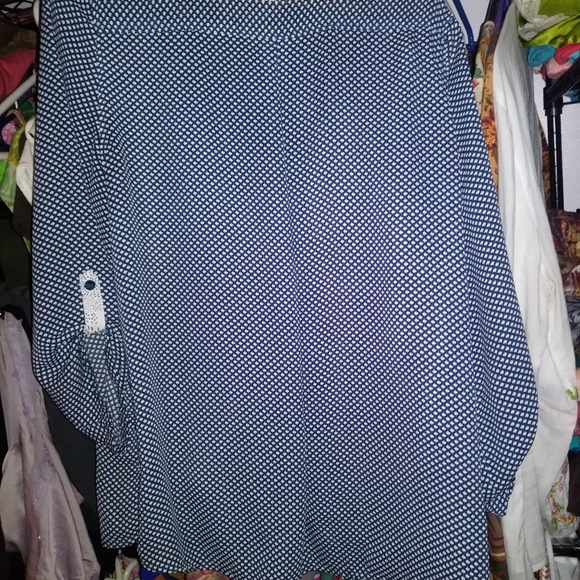 3/$20 Grenier blouse large - Picture 2 of 4